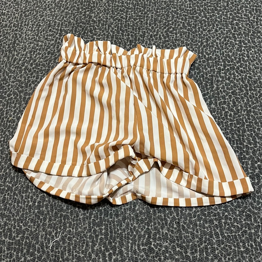 womens shorts